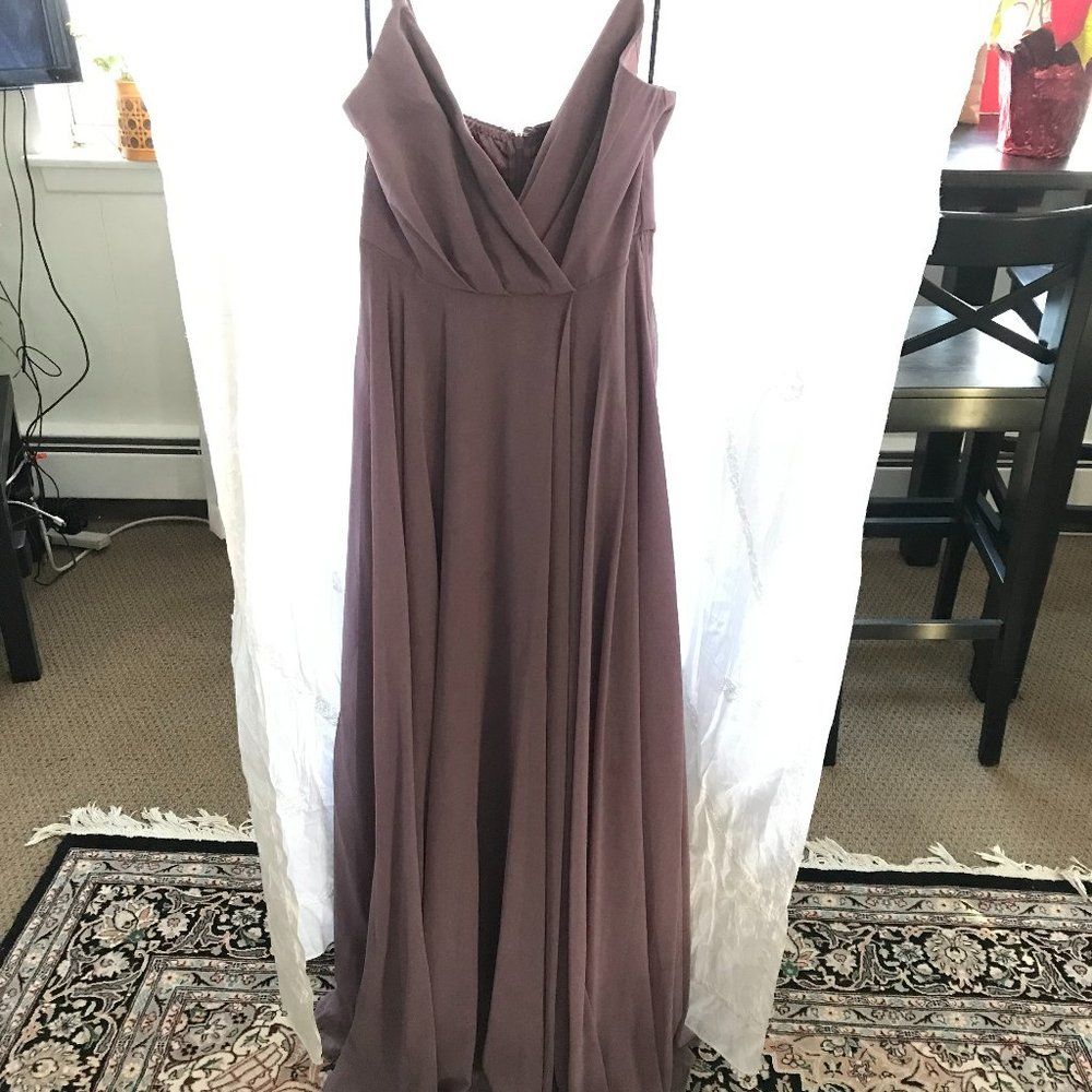 Women's Lulus Chiffon Dress Size Medium